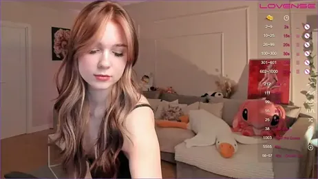 Frau_Lina webcam stripchat model stream image