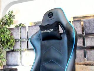 Maddox Hill webcam model stream image