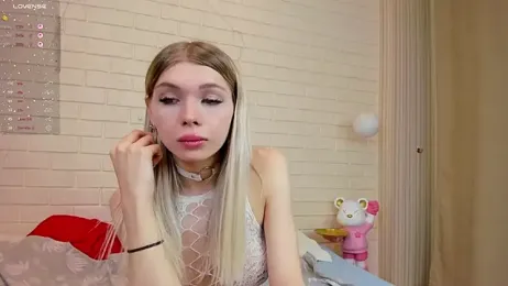 Blondy_Fina webcam stripchat model stream image