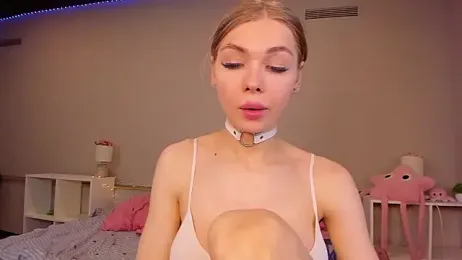 Blondy_Fina webcam stripchat model stream image