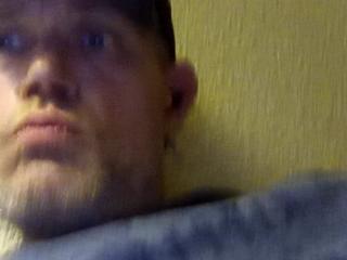 Lukas Anthem webcam model stream image