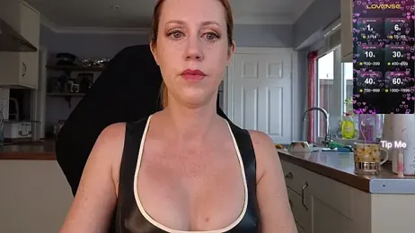 stripmequick webcam model stream image