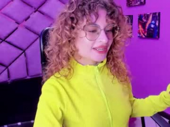 emili_rouse_ webcam model stream image