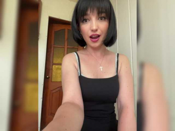 MidnightEva webcam model stream image