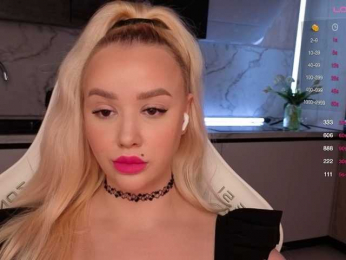 In-your-fucking-mind webcam model stream image