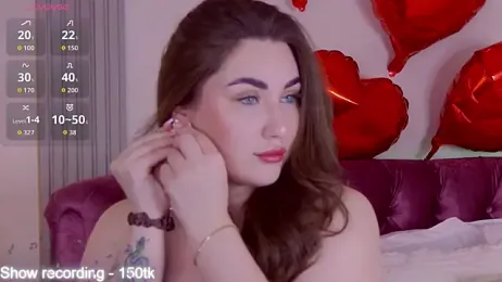 KiraBarlows webcam stripchat model stream image