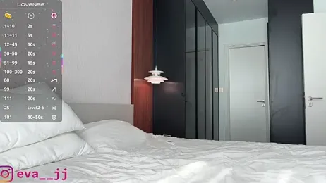 Eva_JJ webcam model stream image