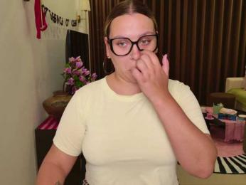 EvaPuffy webcam model stream image