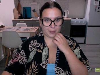 EvaPuffy webcam model stream image