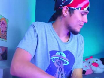 holy_taby_ webcam model stream image