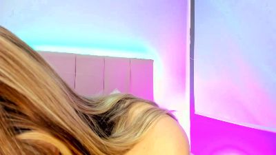 Melani_xc webcam model stream image