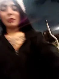 Dannii- webcam model stream image