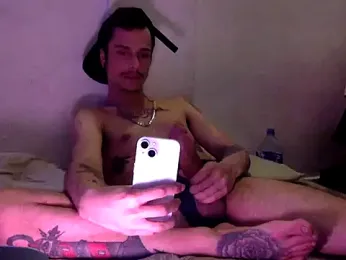 chrisalmeid_ webcam model stream image