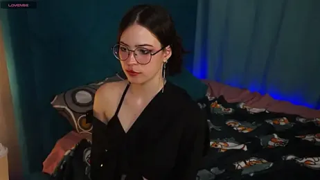 ywixos webcam stripchat model stream image