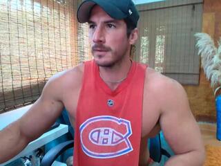 Icarus Secret webcam model stream image