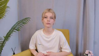 LoreBurg webcam model stream image