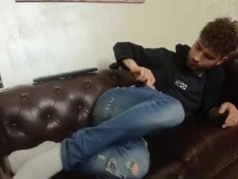 kyloeast webcam model stream image