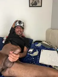 Miguel_bigcock webcam stripchat model stream image