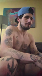 Youngloads webcam model stream image