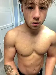 harleybarker webcam stripchat model stream image