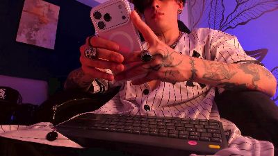 Dark_void webcam model stream image