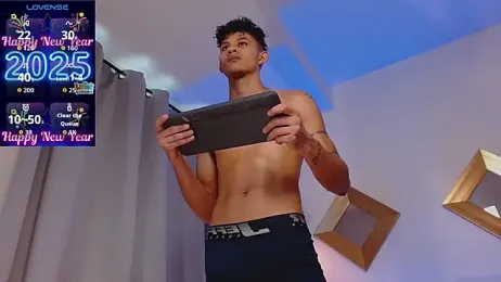 KamiSuarez webcam stripchat model stream image