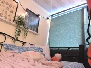 sherylee webcam model stream image