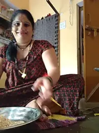 Rakhi99x webcam model stream image