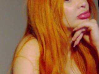 Abril Colls webcam model stream image