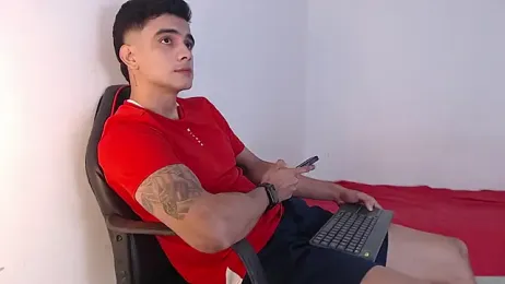 adam_levis17 webcam model stream image