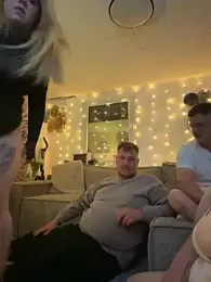 LenaundLeon webcam model stream image