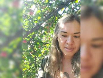 -yourcharm- webcam bongacams model stream image