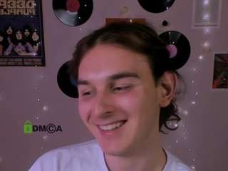 adrian-hart webcam camsoda model stream image