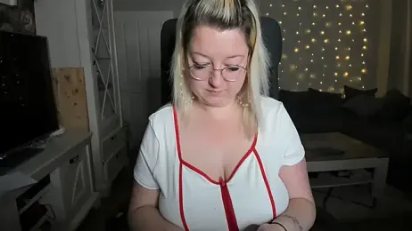 Lillyloo_ webcam model stream image