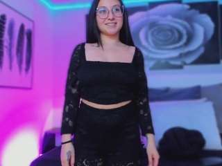 luucyjoness webcam camsoda model stream image