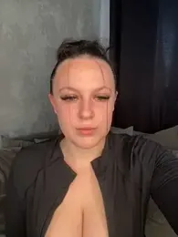 riri_bstvx webcam stripchat model stream image