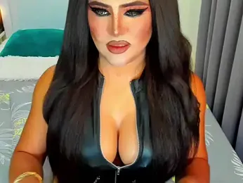 MissTyraxx webcam model stream image