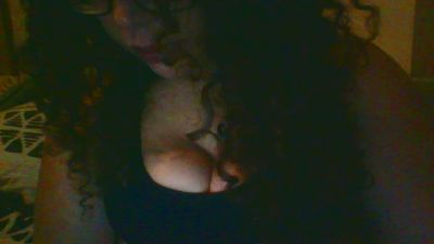 honeybee41 webcam model stream image