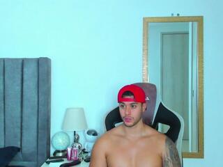 Ken Mailik webcam model stream image