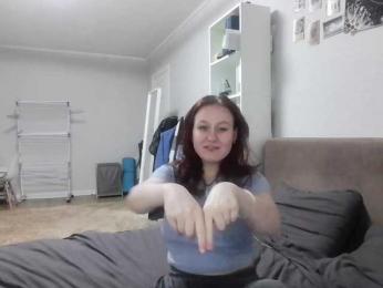 LoiseLovetto webcam model stream image