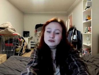 LoiseLovetto webcam model stream image