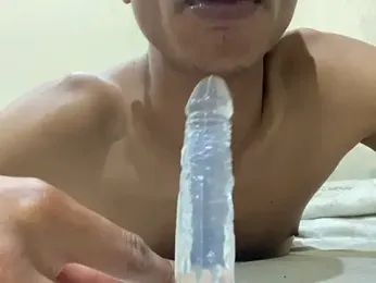 hadenvee webcam stripchat model stream image