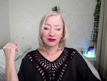 hunters-woman webcam model stream image