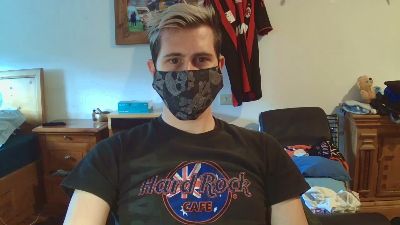 YoUnGbOy2018 webcam model stream image