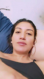 EyzaguiBara webcam cam4 model stream image