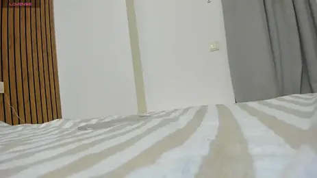 YunaPeace webcam model stream image