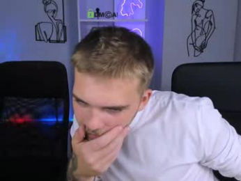 ash_raven_ webcam model stream image