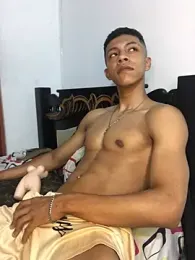 RickyEbony webcam model stream image