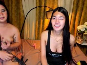 trixiemoore_ webcam model stream image