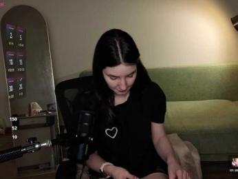 Lumina_Dark webcam model stream image